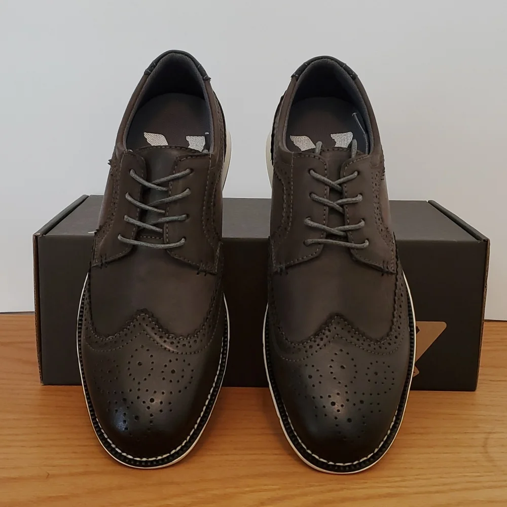 Vance Co. Drake Leather Wingtip Oxford in Dark Grey/Black - Picture 10 of 15